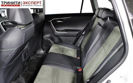 Toyota RAV4, 2025 год, 4 490 000 рублей, 21 фотография