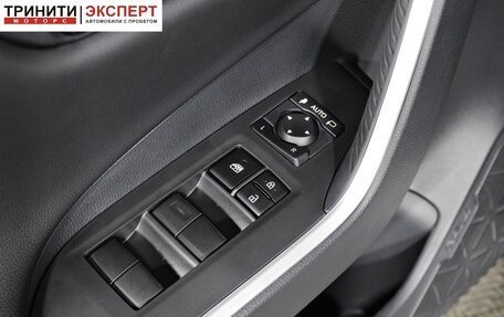 Toyota RAV4, 2025 год, 4 490 000 рублей, 24 фотография