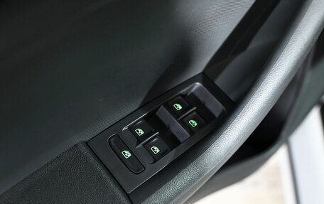 Skoda Rapid II, 2021 год, 1 450 000 рублей, 13 фотография
