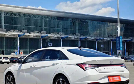 Hyundai Elantra, 2022 год, 1 400 000 рублей, 9 фотография