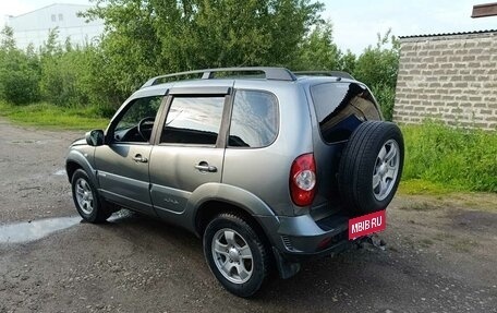 Chevrolet Niva I рестайлинг, 2011 год, 3 фотография