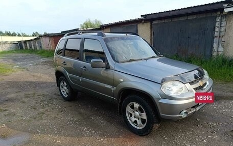 Chevrolet Niva I рестайлинг, 2011 год, 7 фотография
