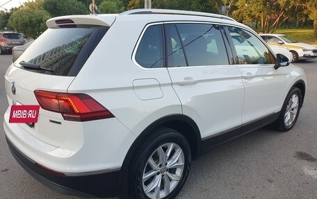 Volkswagen Tiguan II, 2018 год, 2 600 000 рублей, 4 фотография