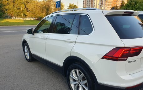 Volkswagen Tiguan II, 2018 год, 2 600 000 рублей, 7 фотография