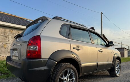 Hyundai Tucson III, 2007 год, 950 000 рублей, 3 фотография