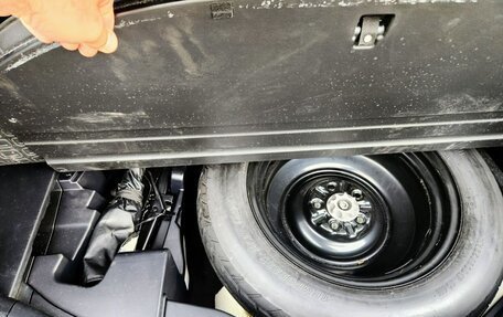 Toyota RAV4, 2017 год, 2 680 000 рублей, 8 фотография