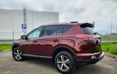 Toyota RAV4, 2017 год, 2 680 000 рублей, 3 фотография