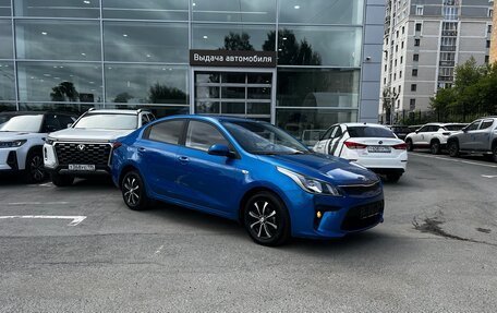 KIA Rio IV, 2017 год, 1 250 000 рублей, 4 фотография