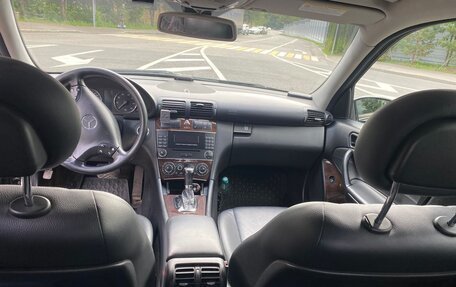 Mercedes-Benz C-Класс, 2004 год, 800 000 рублей, 6 фотография