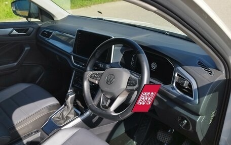 Volkswagen T-Roc I, 2022 год, 2 170 000 рублей, 5 фотография