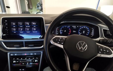 Volkswagen T-Roc I, 2022 год, 2 170 000 рублей, 22 фотография