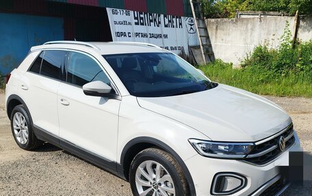 Volkswagen T-Roc I, 2022 год, 2 170 000 рублей, 27 фотография