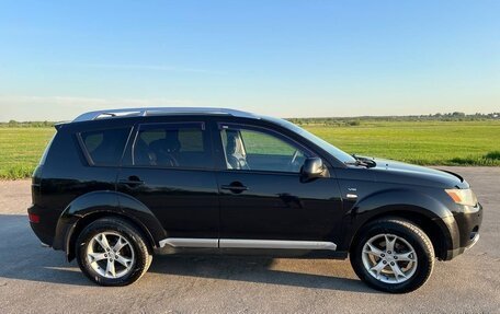Mitsubishi Outlander III рестайлинг 3, 2007 год, 902 000 рублей, 1 фотография