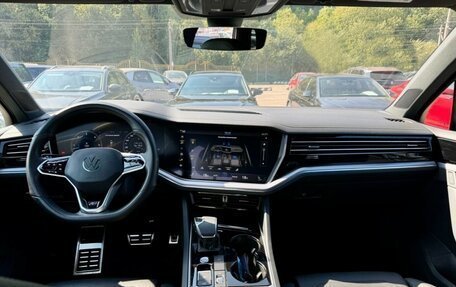 Volkswagen Touareg III, 2019 год, 8 099 000 рублей, 12 фотография
