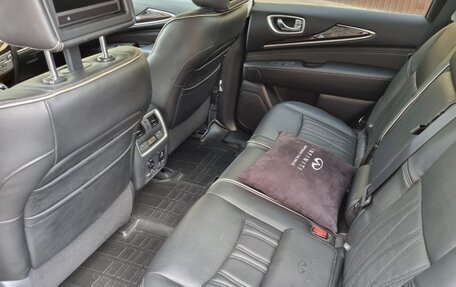 Infiniti QX60 I рестайлинг, 2017 год, 4 300 000 рублей, 10 фотография