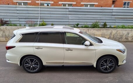Infiniti QX60 I рестайлинг, 2017 год, 4 300 000 рублей, 6 фотография