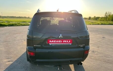 Mitsubishi Outlander III рестайлинг 3, 2007 год, 902 000 рублей, 5 фотография