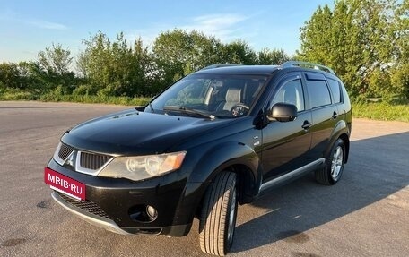 Mitsubishi Outlander III рестайлинг 3, 2007 год, 902 000 рублей, 8 фотография
