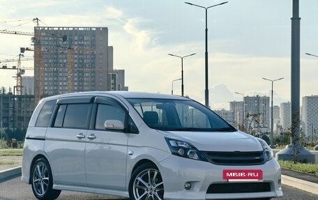 Toyota ISis I, 2010 год, 1 399 999 рублей, 7 фотография