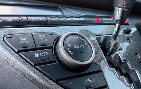 Toyota ISis I, 2010 год, 1 399 999 рублей, 29 фотография