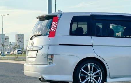 Toyota ISis I, 2010 год, 1 399 999 рублей, 22 фотография
