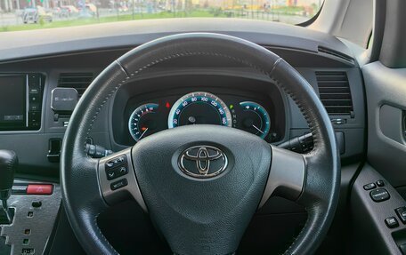 Toyota ISis I, 2010 год, 1 399 999 рублей, 34 фотография