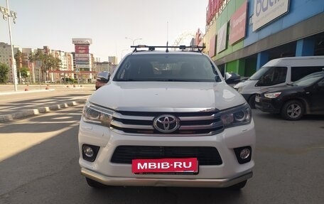 Toyota Hilux VIII, 2016 год, 2 890 000 рублей, 3 фотография