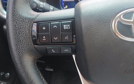 Toyota Hilux VIII, 2016 год, 2 890 000 рублей, 19 фотография