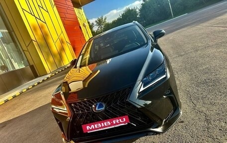 Lexus RX IV рестайлинг, 2019 год, 5 755 000 рублей, 9 фотография