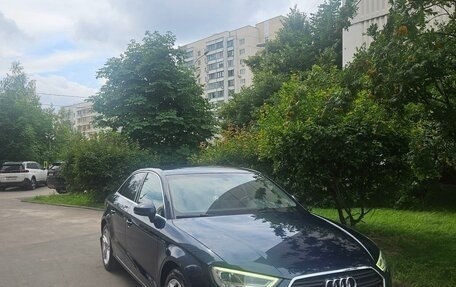 Audi A3, 2019 год, 2 370 000 рублей, 2 фотография