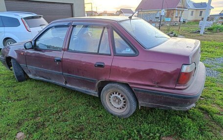 Daewoo Nexia I рестайлинг, 2007 год, 40 000 рублей, 2 фотография