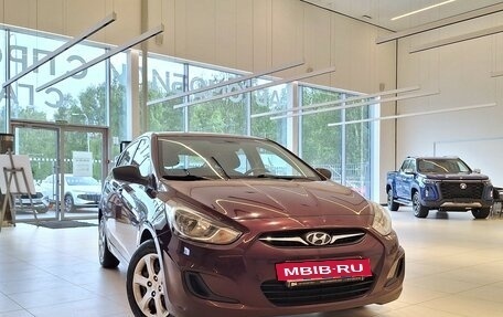 Hyundai Solaris II рестайлинг, 2013 год, 799 000 рублей, 9 фотография