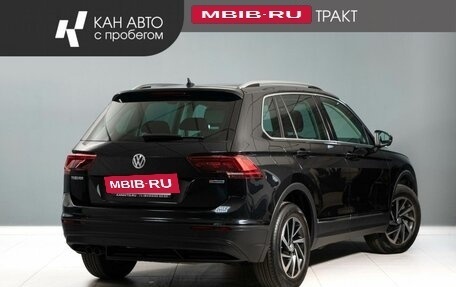 Volkswagen Tiguan II, 2018 год, 2 589 200 рублей, 3 фотография