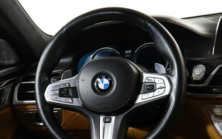 BMW 7 серия, 2018 год, 5 000 000 рублей, 15 фотография