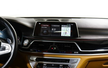 BMW 7 серия, 2018 год, 5 000 000 рублей, 14 фотография