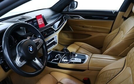 BMW 7 серия, 2018 год, 5 000 000 рублей, 13 фотография