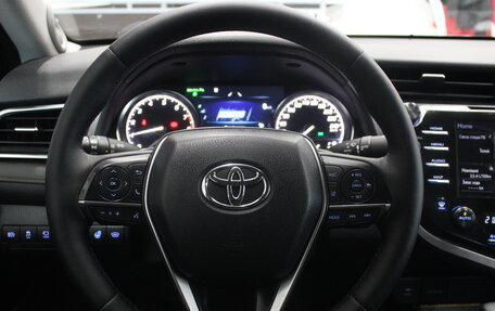 Toyota Camry, 2019 год, 2 749 000 рублей, 8 фотография