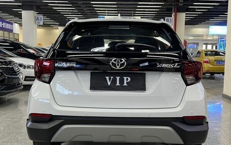 Toyota Yaris XP150 рестайлинг, 2021 год, 1 330 000 рублей, 6 фотография