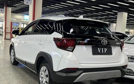 Toyota Yaris XP150 рестайлинг, 2021 год, 1 330 000 рублей, 4 фотография