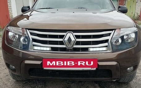 Renault Duster I рестайлинг, 2014 год, 1 090 000 рублей, 31 фотография