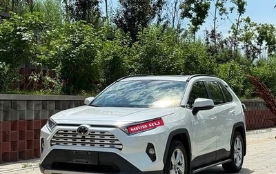 Toyota RAV4, 2021 год, 3 280 000 рублей, 1 фотография