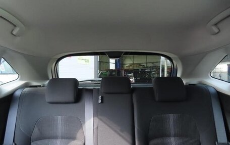 Nissan Note, 2022 год, 1 000 000 рублей, 7 фотография