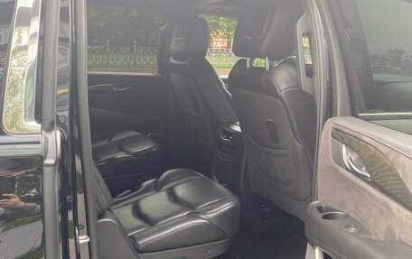 Cadillac Escalade IV, 2018 год, 4 900 000 рублей, 9 фотография