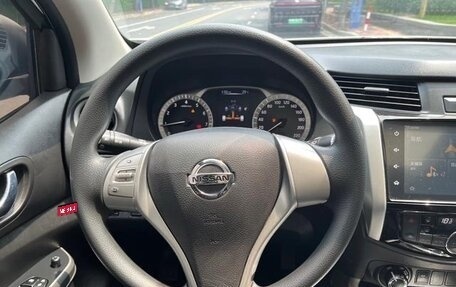 Nissan Terra, 2021 год, 2 350 000 рублей, 30 фотография