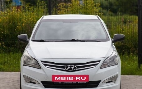 Hyundai Solaris II рестайлинг, 2015 год, 895 000 рублей, 2 фотография