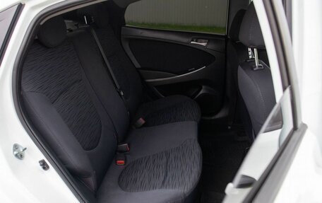 Hyundai Solaris II рестайлинг, 2015 год, 895 000 рублей, 34 фотография