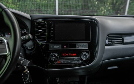 Mitsubishi Outlander III рестайлинг 3, 2020 год, 1 899 000 рублей, 9 фотография