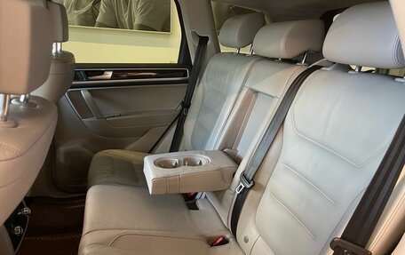 Volkswagen Touareg III, 2012 год, 2 399 900 рублей, 12 фотография