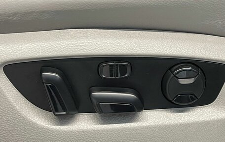 Volkswagen Touareg III, 2012 год, 2 399 900 рублей, 10 фотография