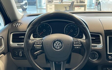 Volkswagen Touareg III, 2012 год, 2 399 900 рублей, 14 фотография